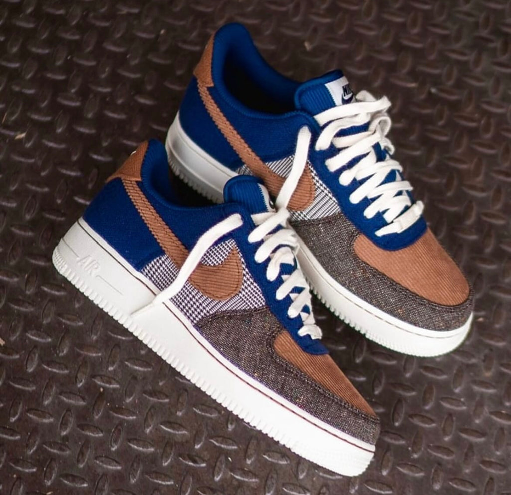 NIKE AIR FORCE 1 BROWN NAVY PLAID