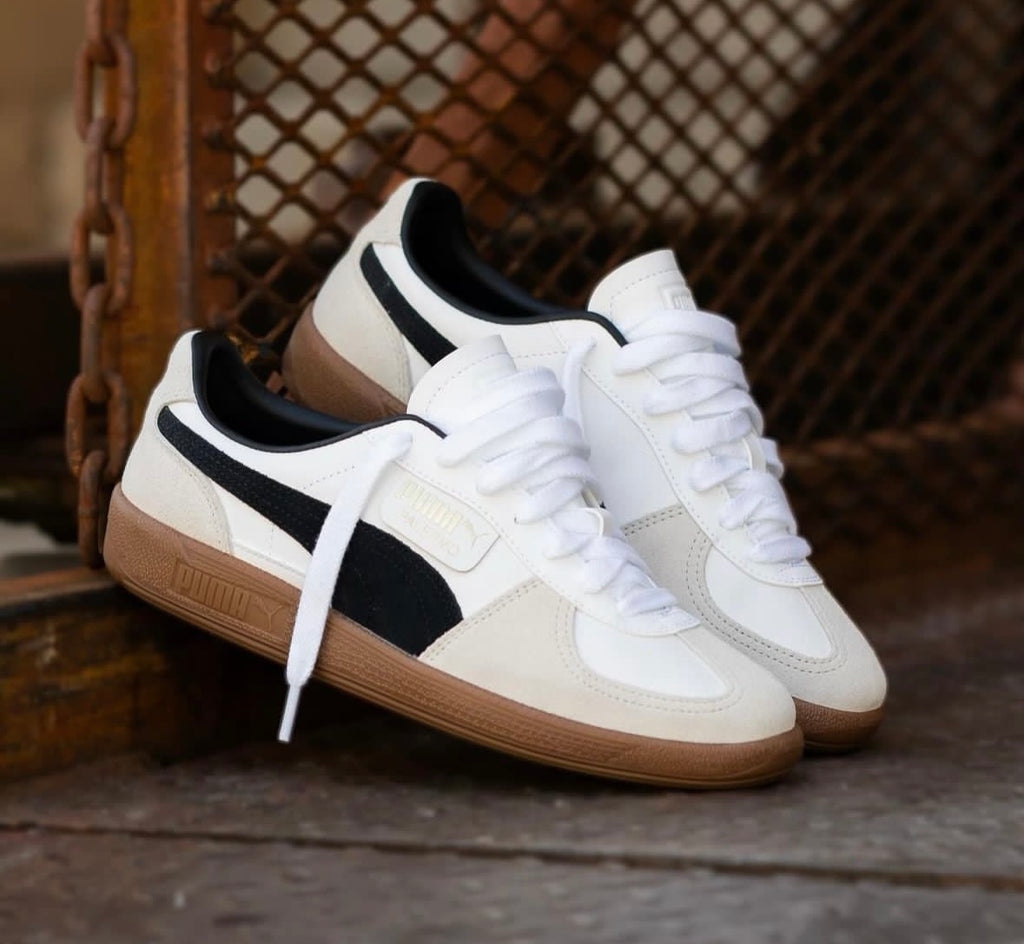 PUMA CLASSIC LOW WHITE BLACK GUM BOTTOM